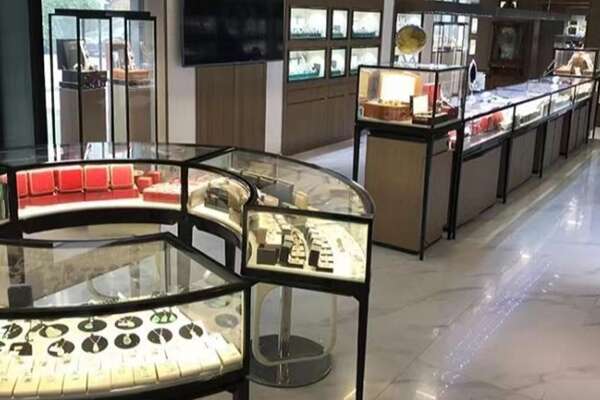 上街区奢侈品回收